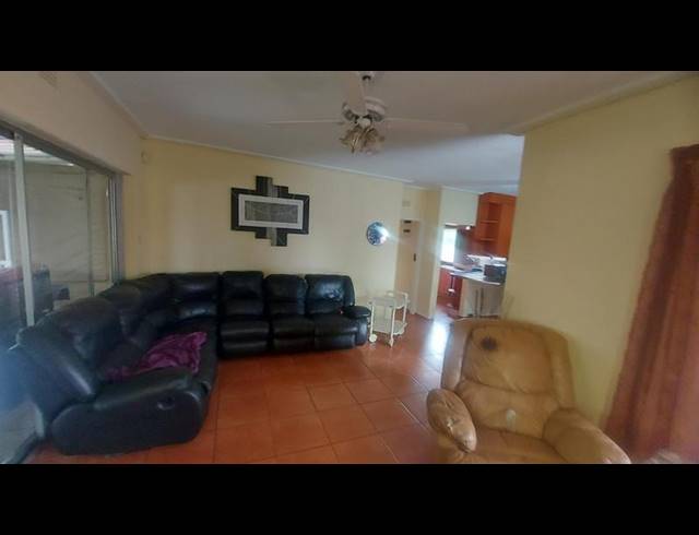 3 BEDROOM HOUSE FOR SALE IN FREEWAY PARK